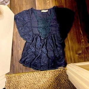 Beautiful Women’s Lace Front & Back Blouse